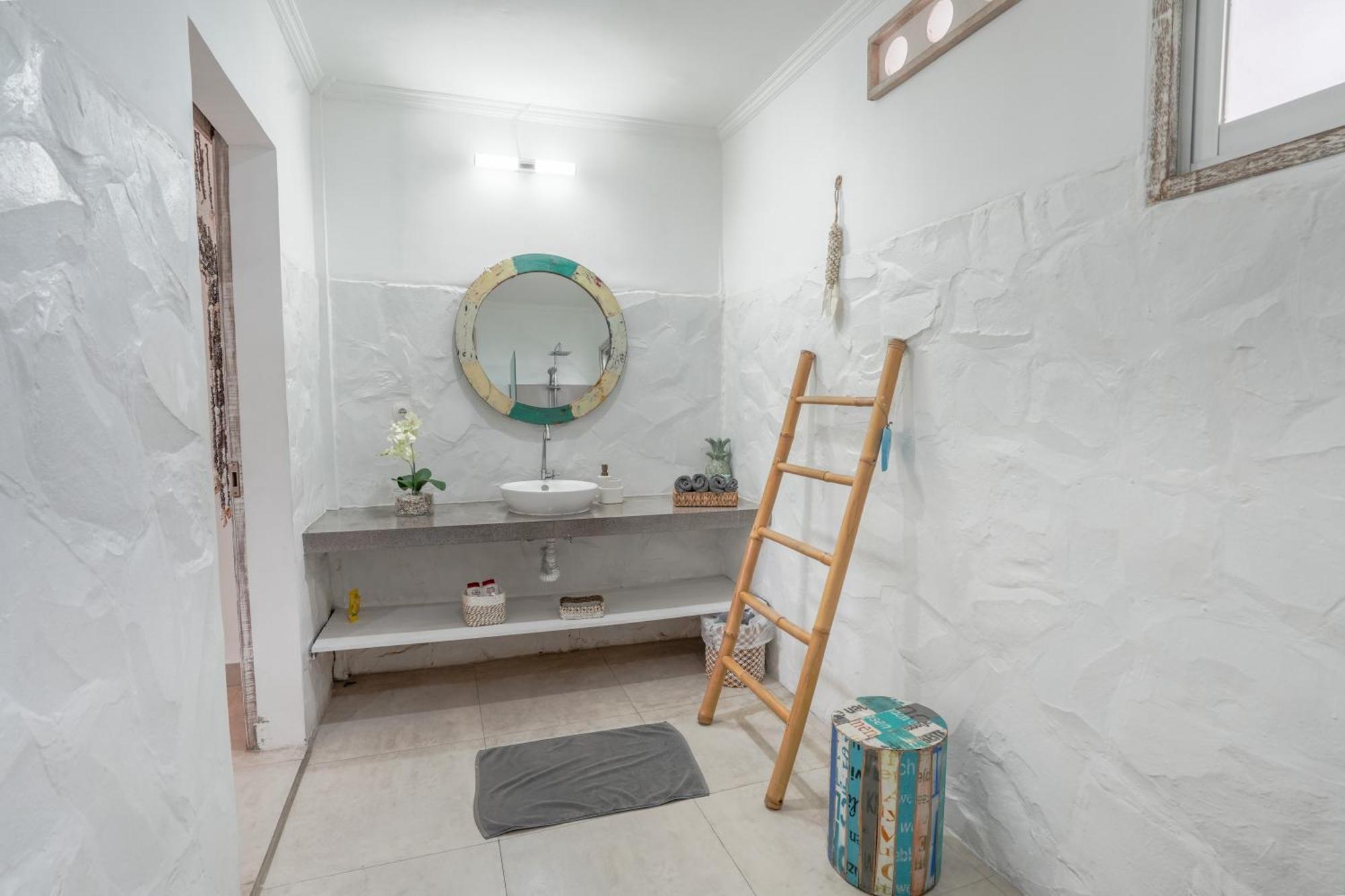 Villa Piece Of Peace Private 3Br With Large Pool And Garden Canggu Exterior foto